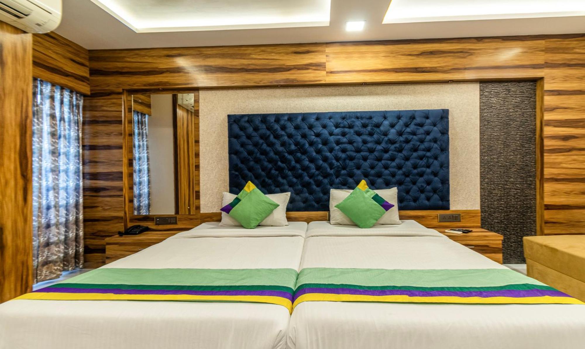 Hotel Orion Crystal Kolkata Luaran gambar
