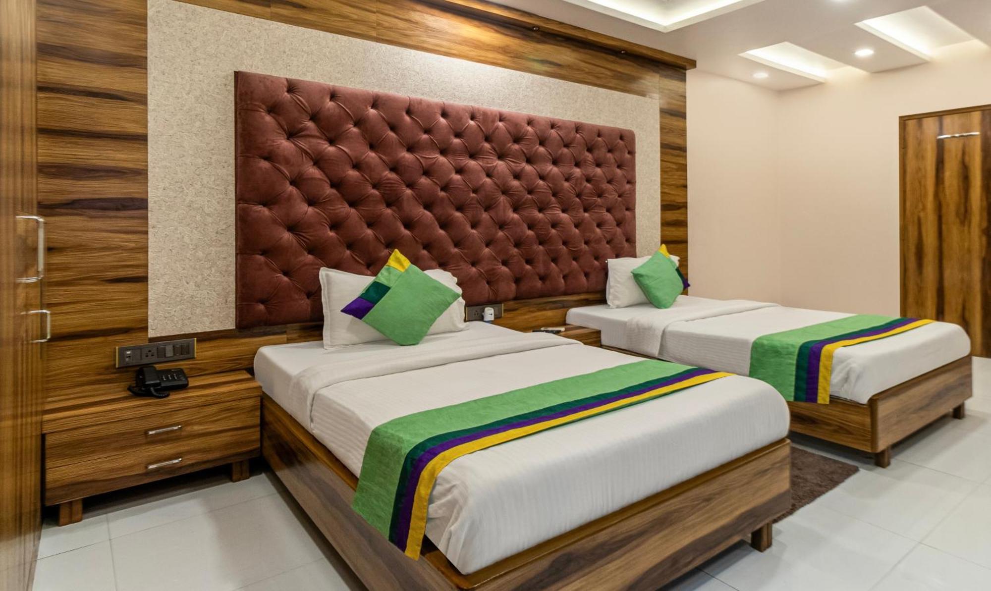 Hotel Orion Crystal Kolkata Luaran gambar