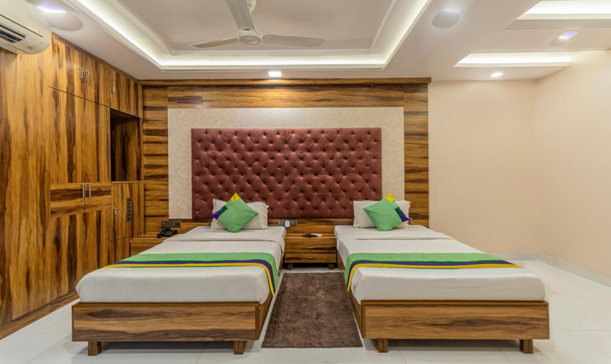 Hotel Orion Crystal Kolkata Luaran gambar